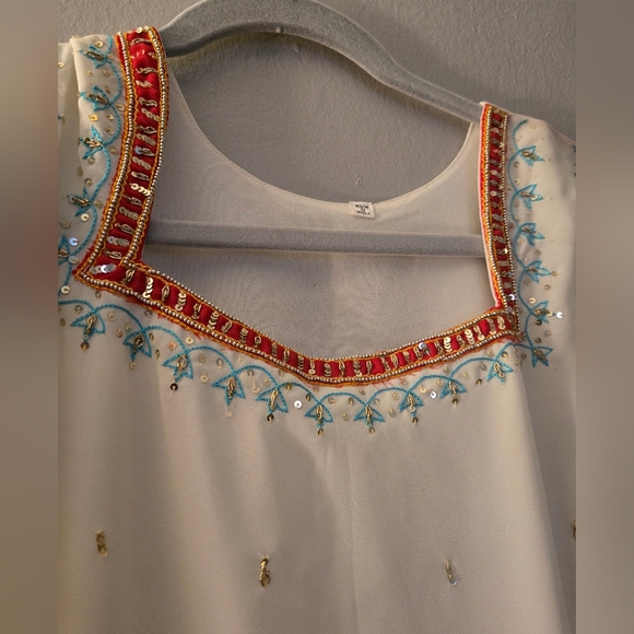 Two Piece Salware Set - Picture 2 of 4